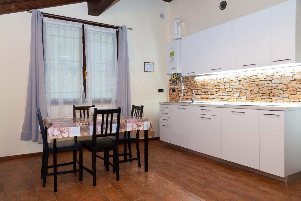 Il Falco Castellarano ภายนอก รูปภาพ